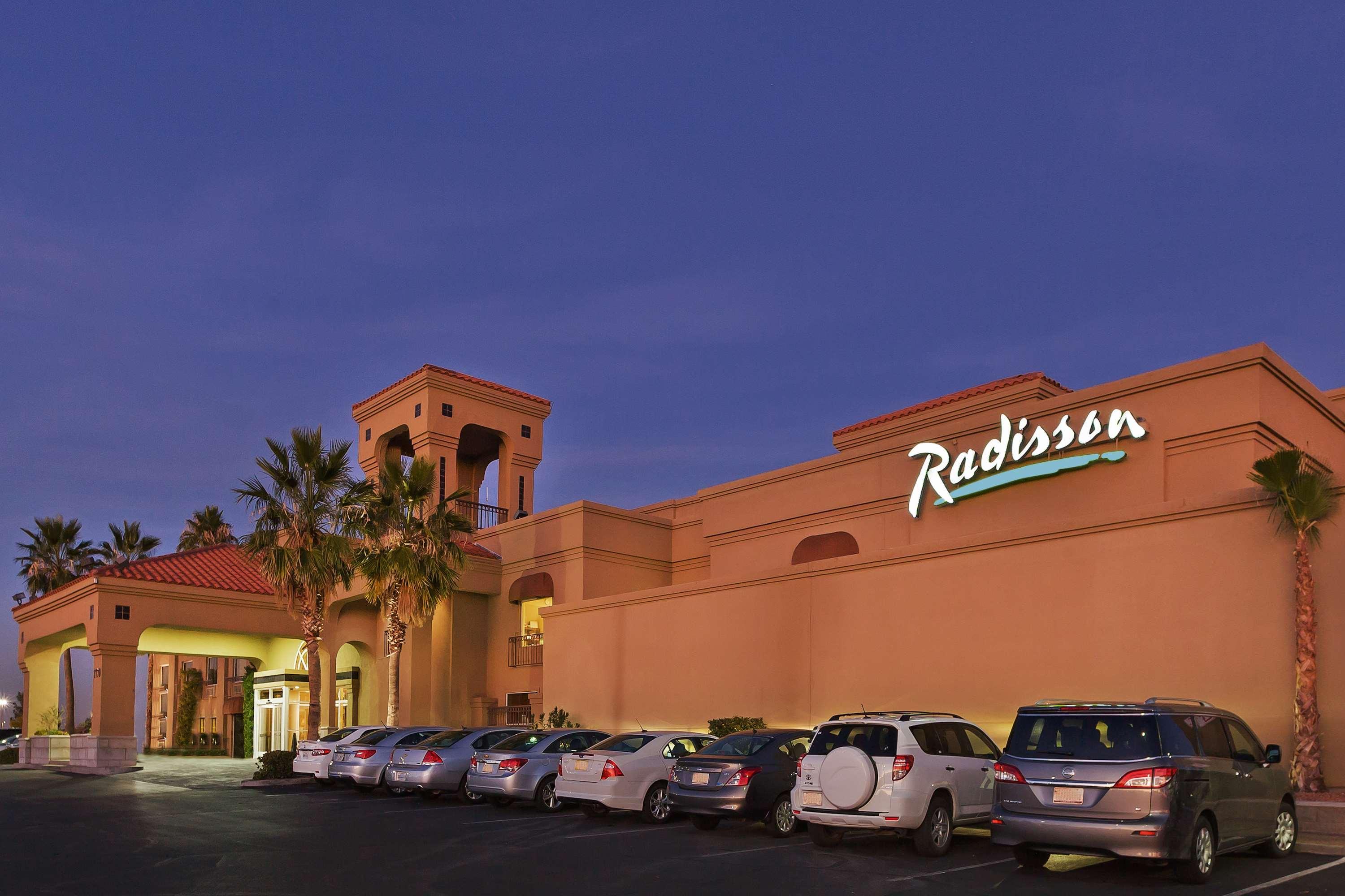 Radisson Hotel El Paso Airport Exterior photo